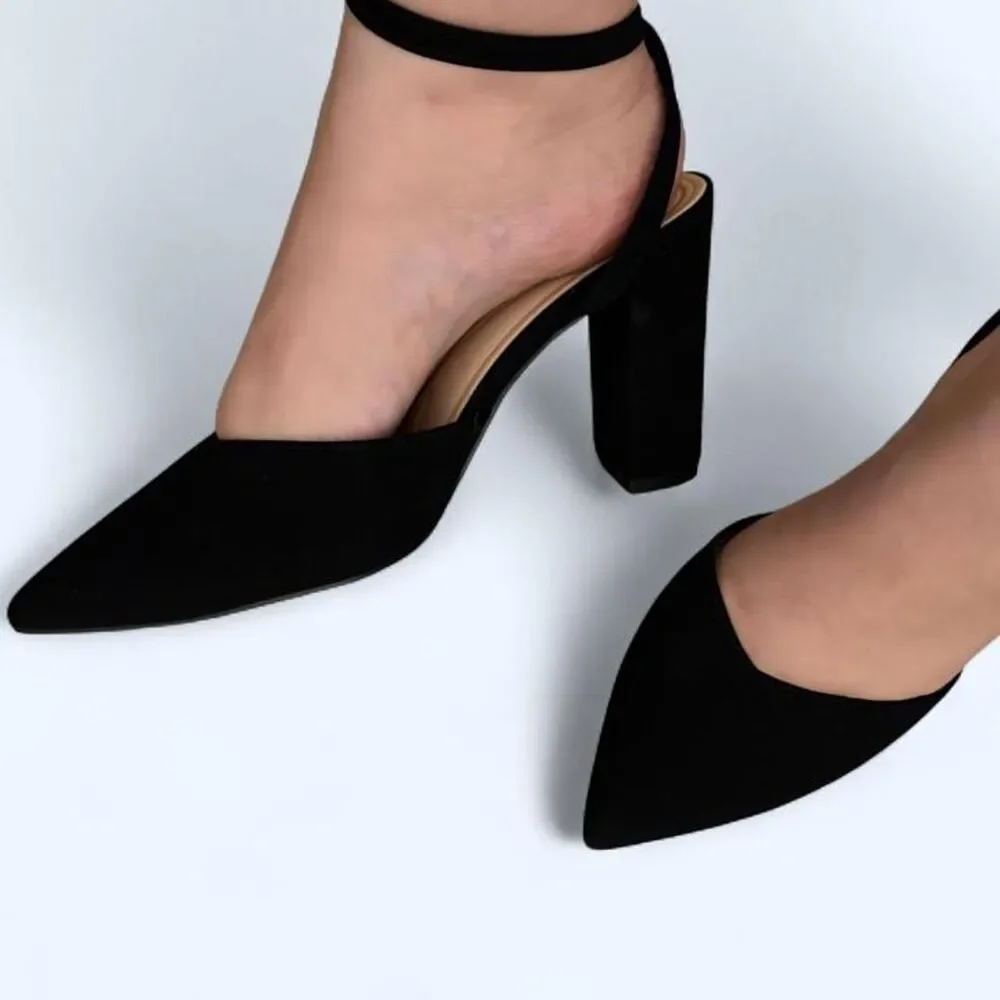 Unbranded Women's Black Courts